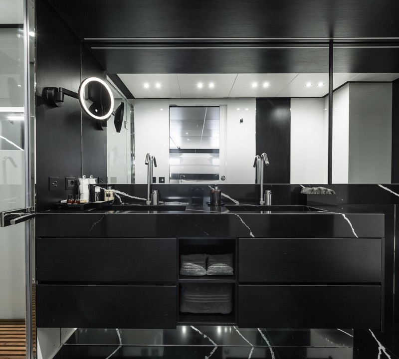 Master Ensuite Bathrom