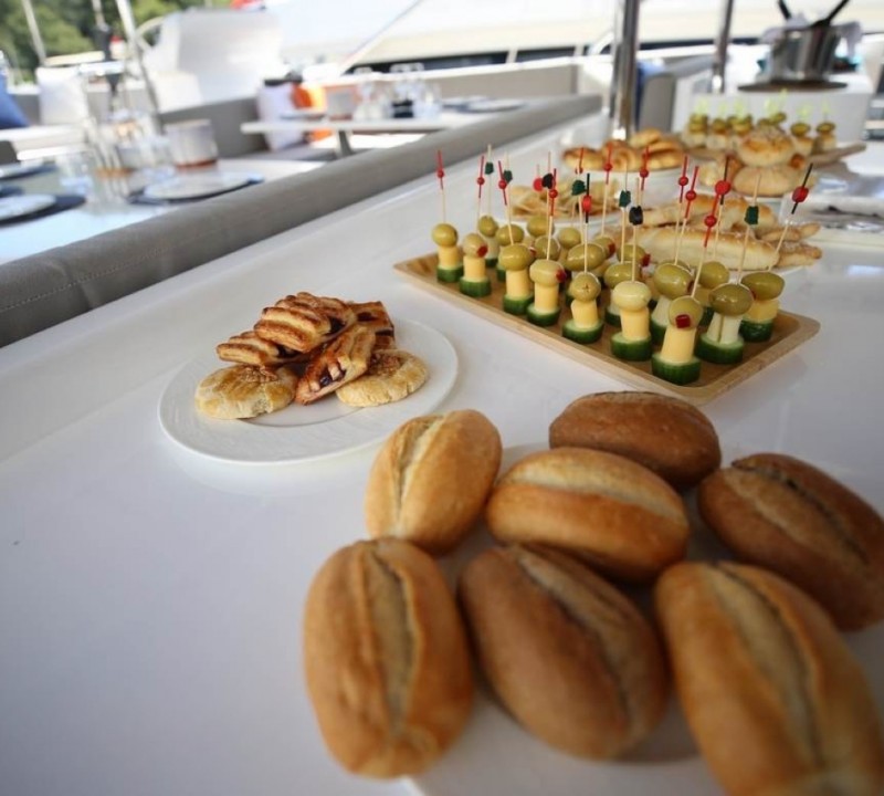 Meal With Buffet