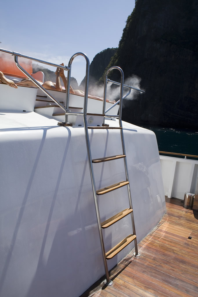 Solarium on Board M/Y Meditation