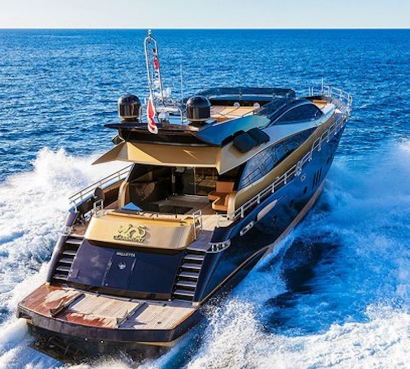 Motor Yacht CLAREMONT
