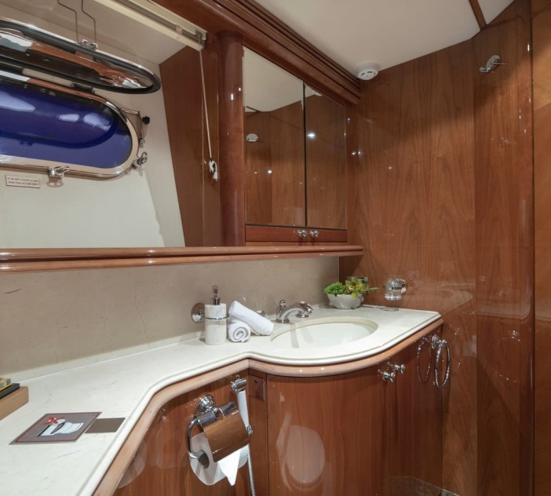 ensuite bathroom