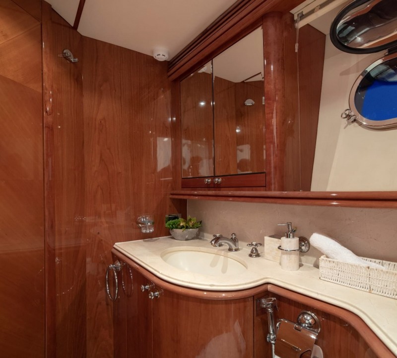 ensuite bathroom