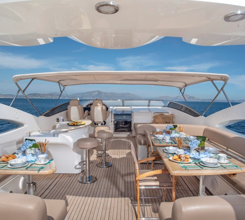 sun deck