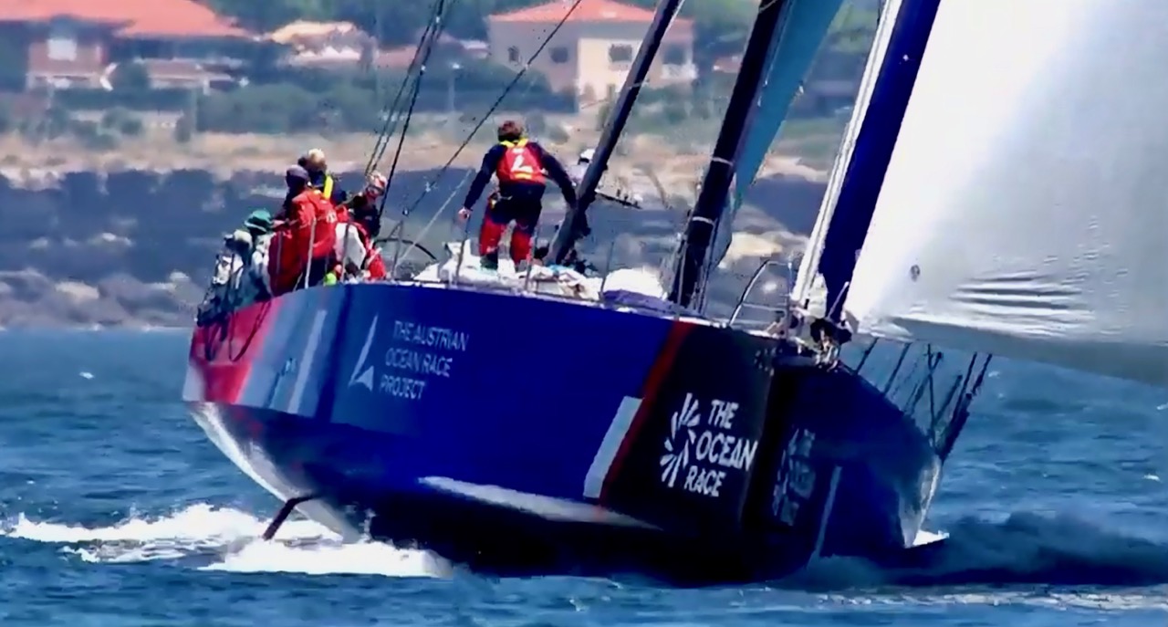 Racing Sailing Yacht VO65 SISI