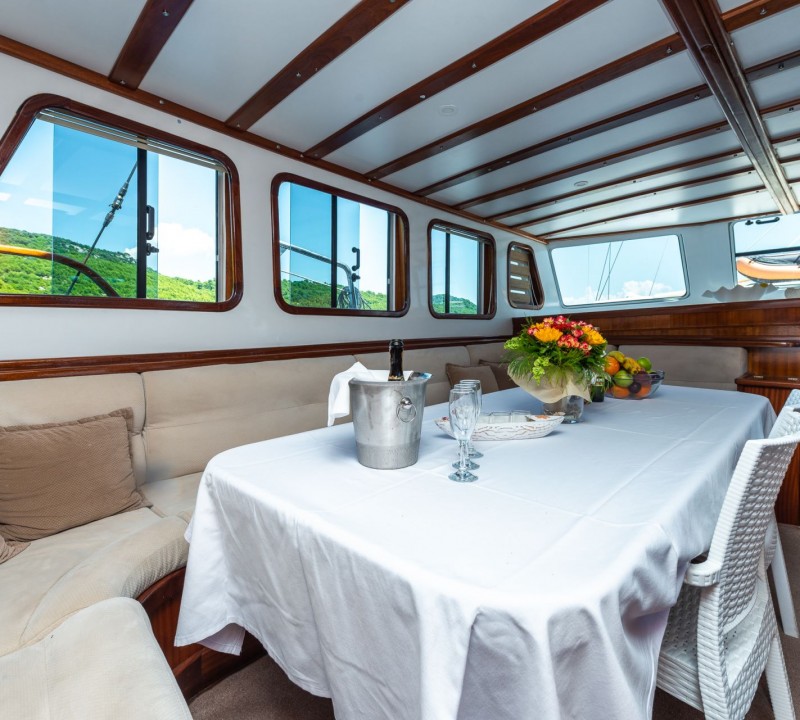 Saloon Dining