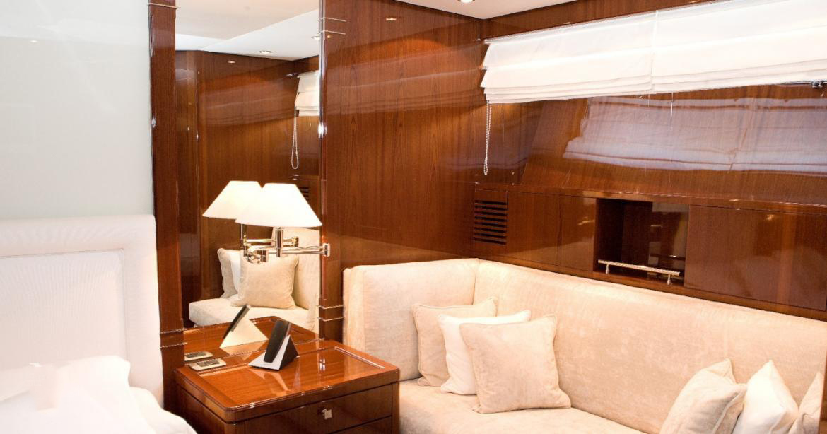 Guest cabin