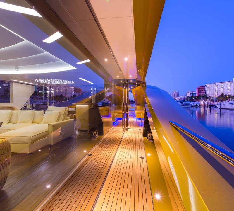 Side Deck