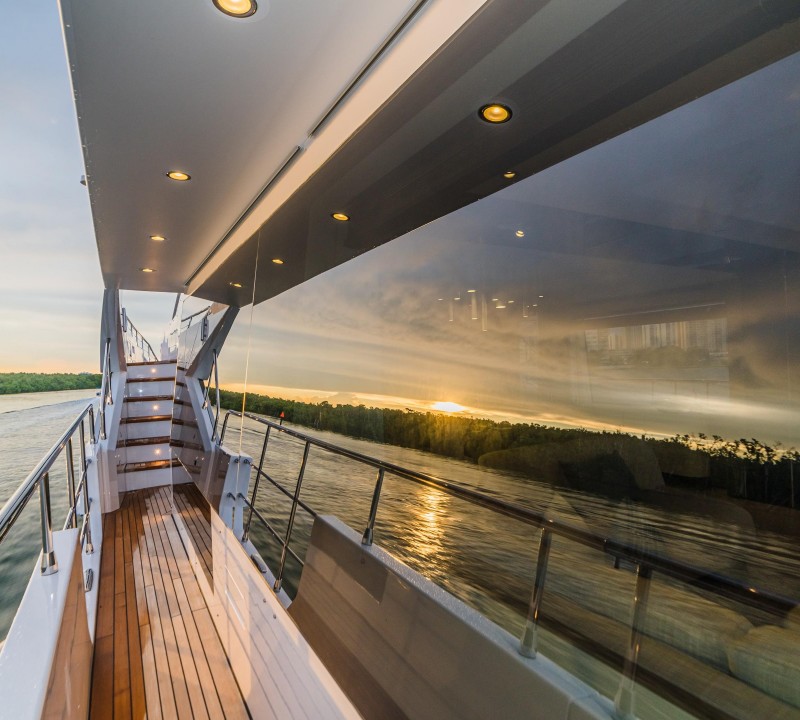 Side Deck