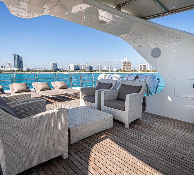 Sun Deck Seating
