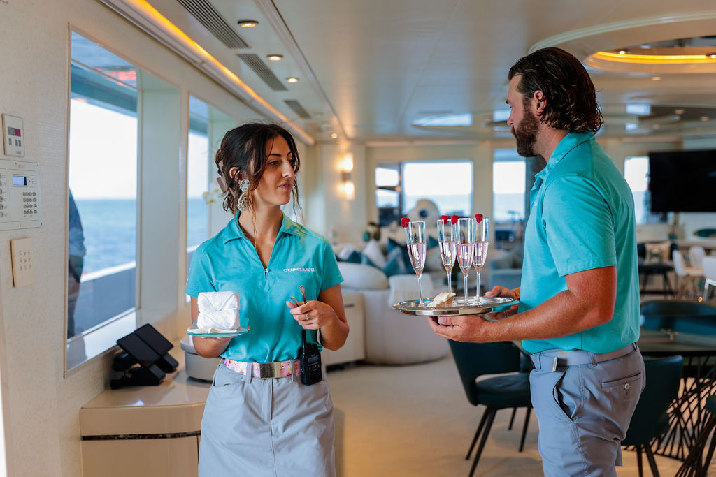 Top Service - Crew