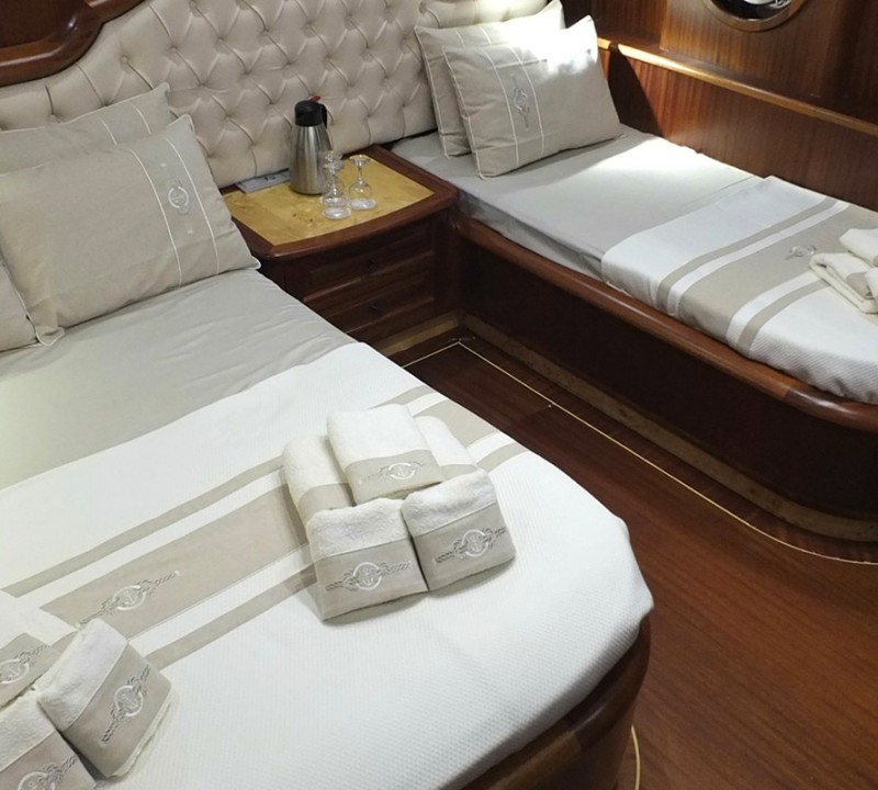Triple Cabin