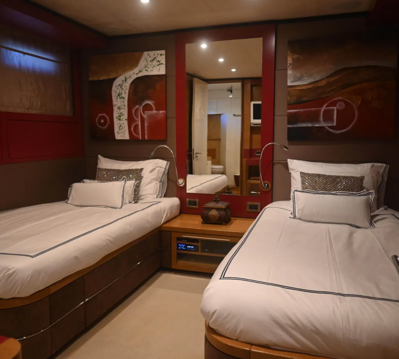Twin Cabin