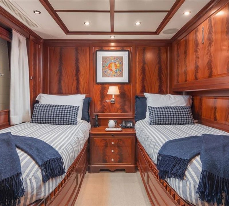 Twin Cabin