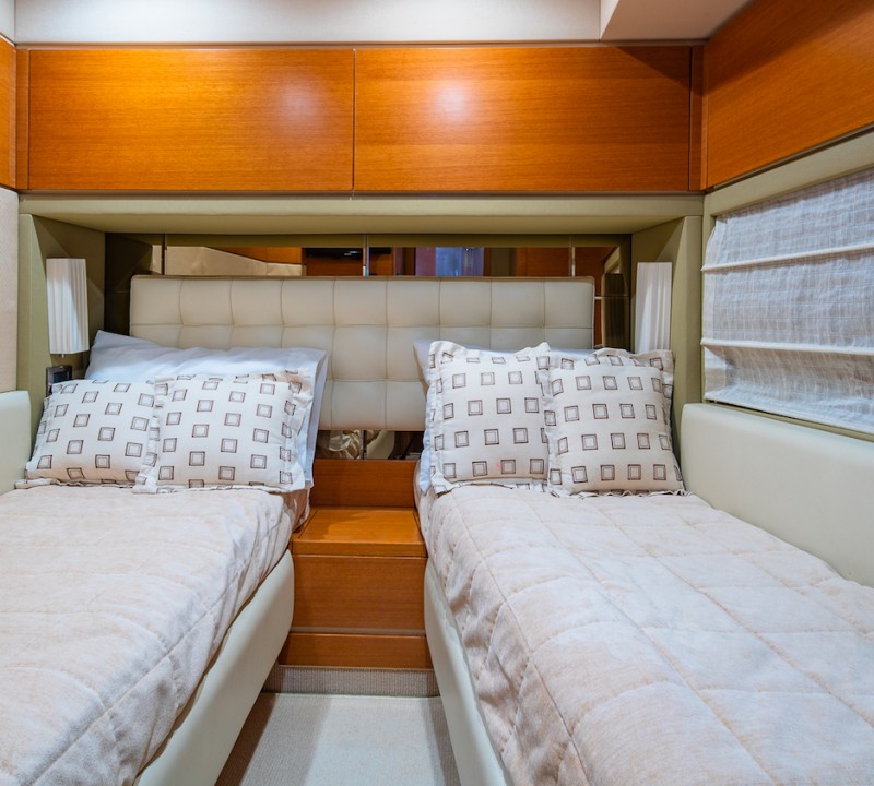 Twin  Cabin