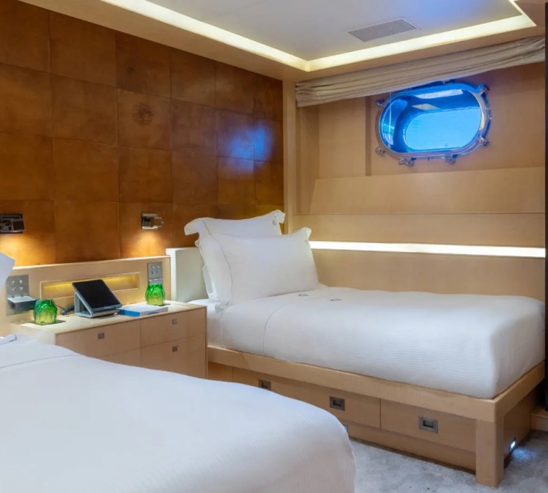 Twin Cabin