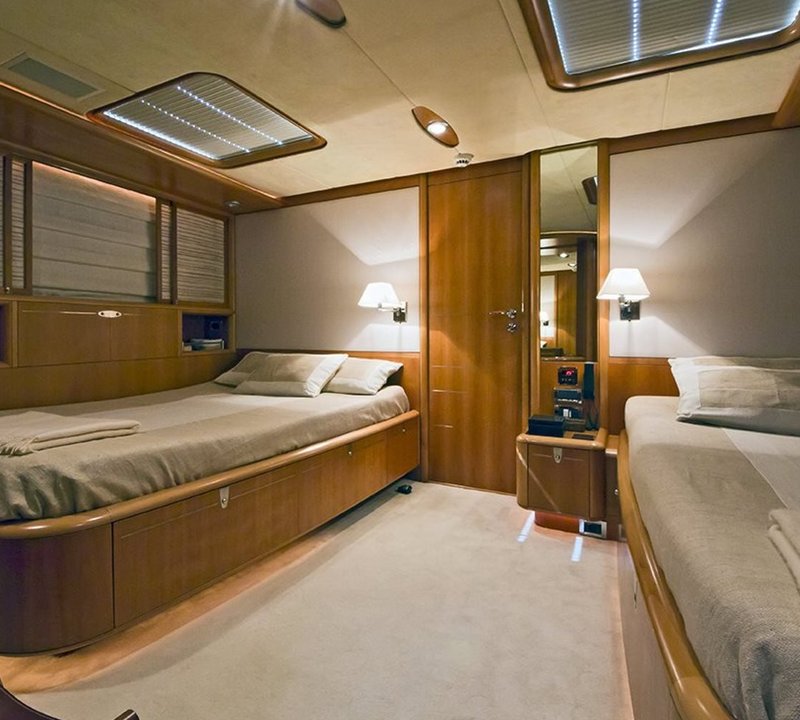 Twin Cabin