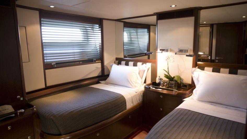 Twin Cabin