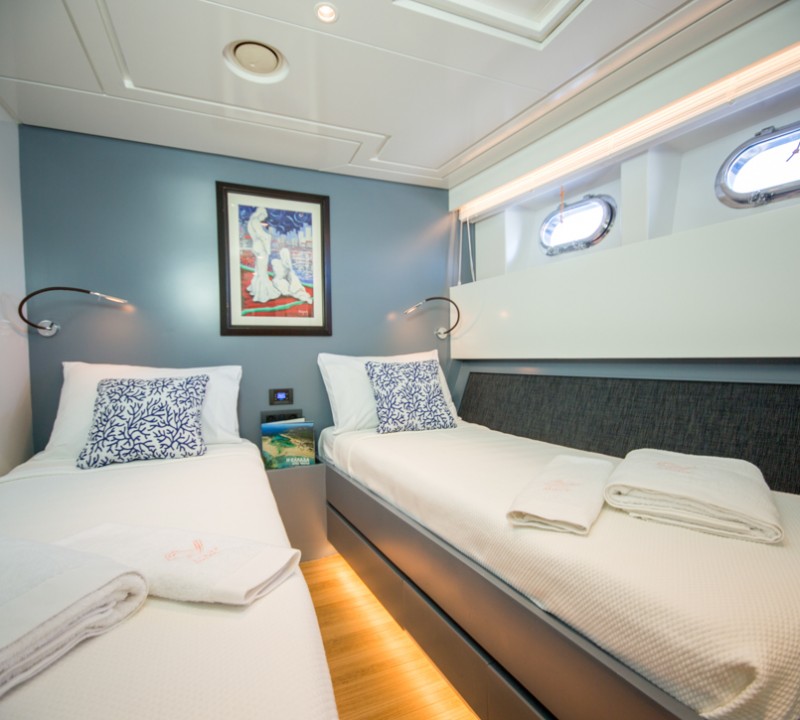 Twin Guest Cabin