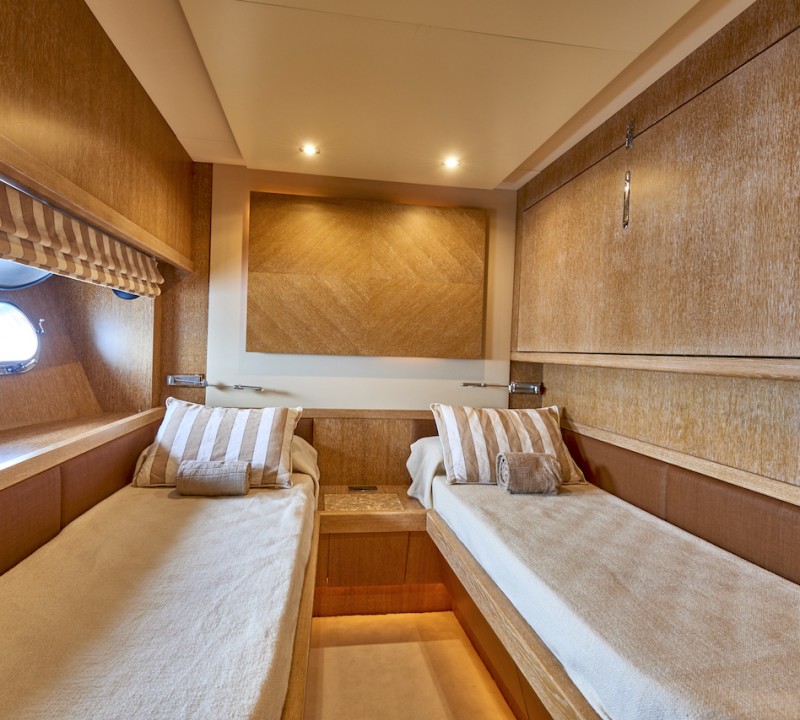 Twin:triple Guest Cabin