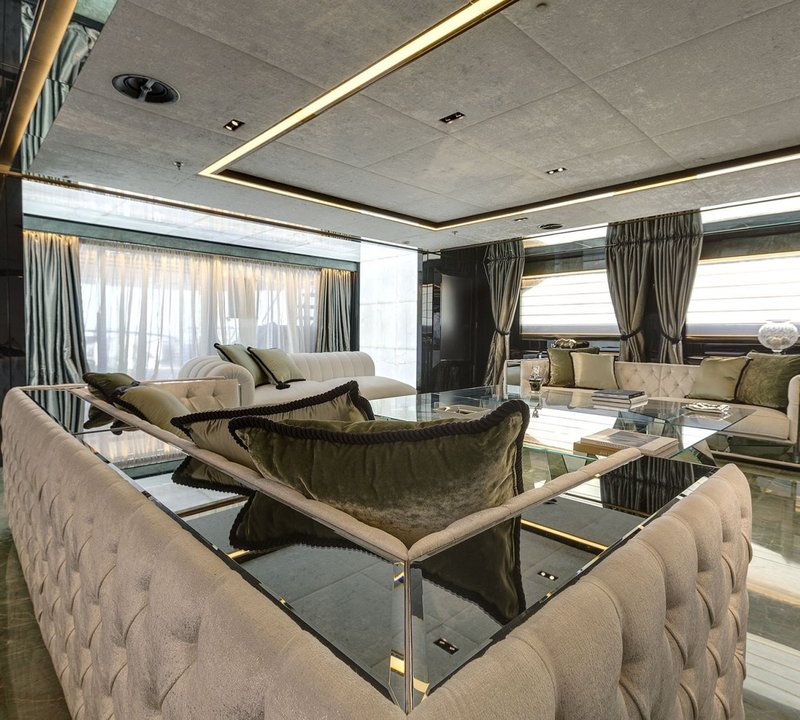 Upper Saloon