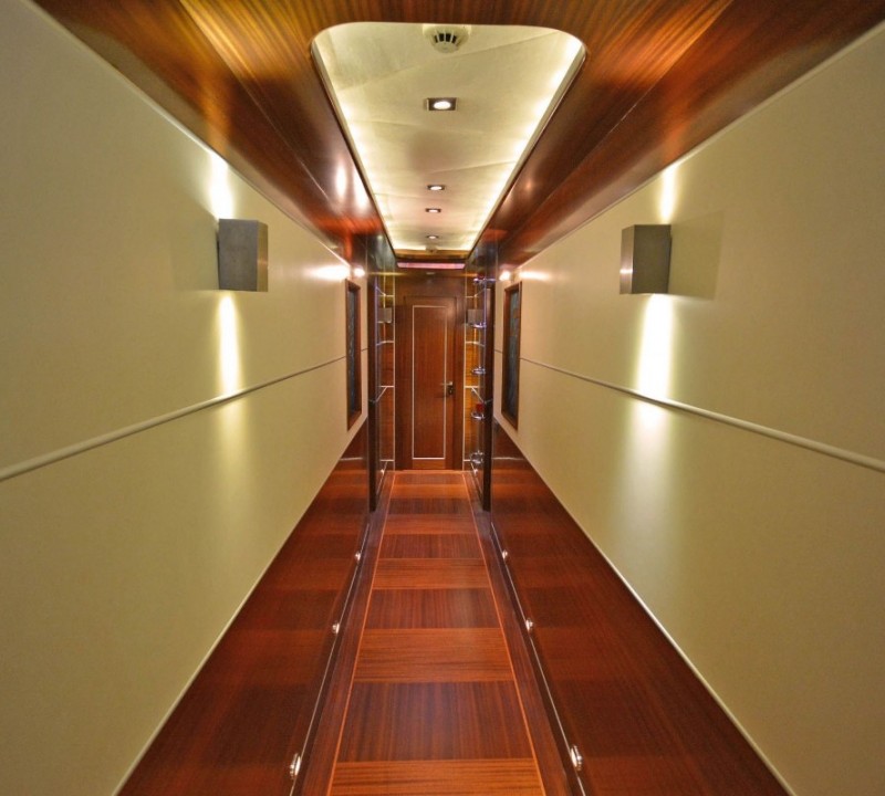 Yacht Foyer