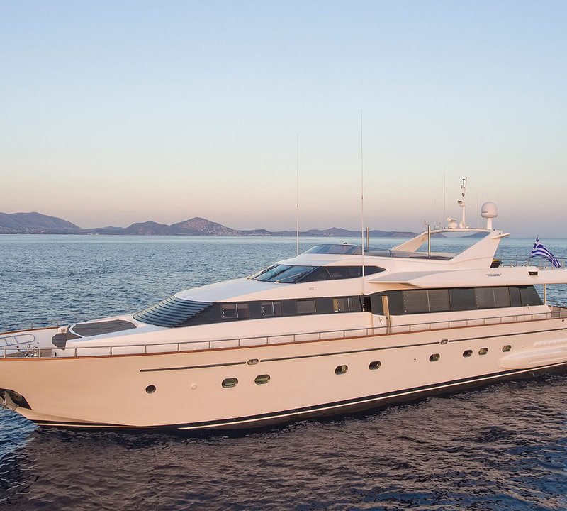 Yacht martina