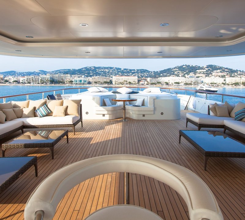Yacht Pride deck