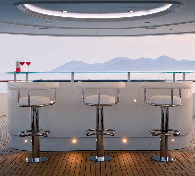 Yacht Pride Bar