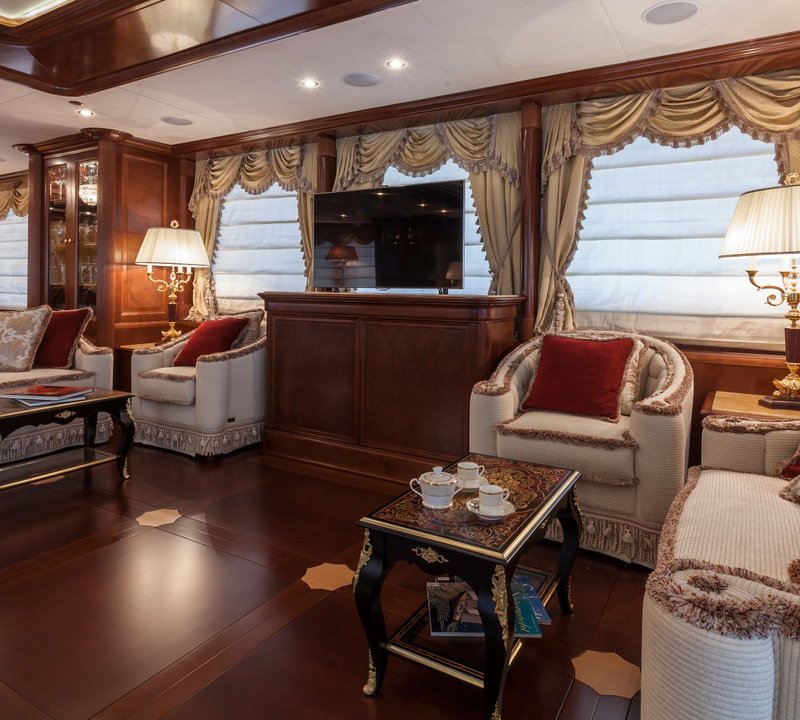 Yacht Pride Interior 14