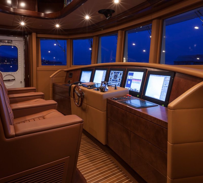 Yacht Pride Pilot